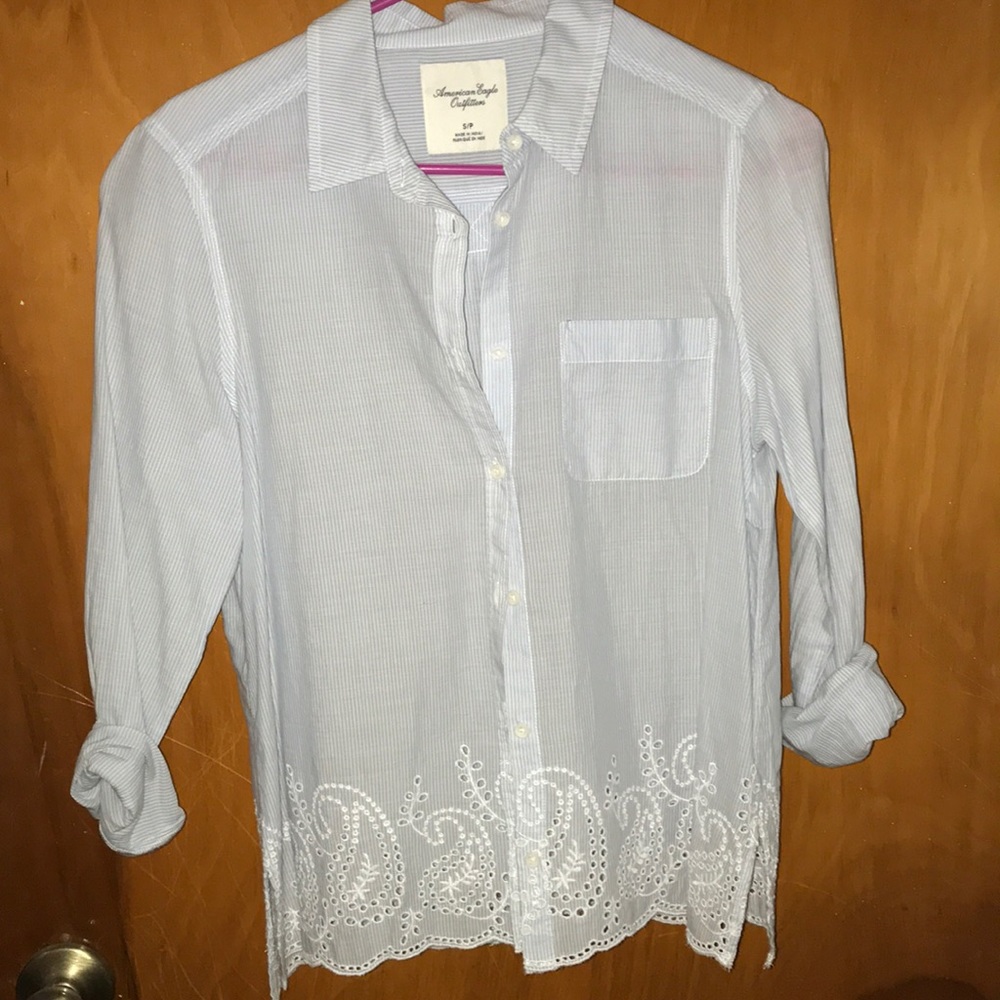 American eagle blue and white pinstriped top